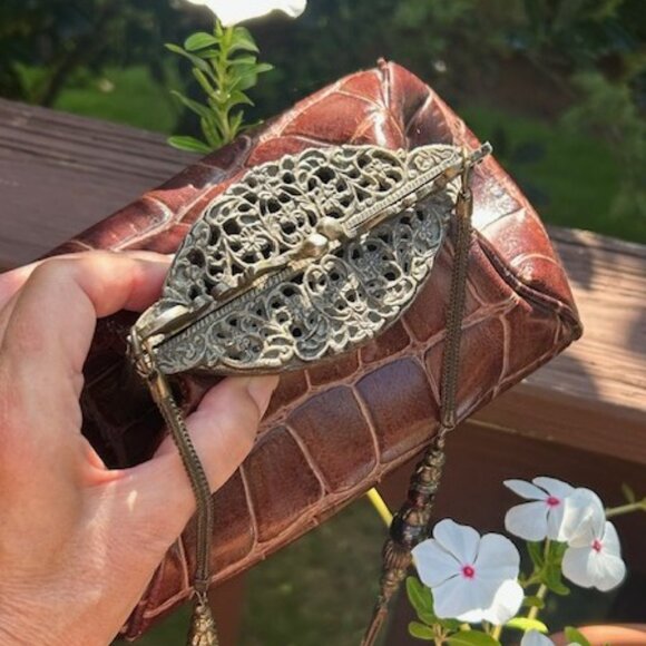 RIYADesign Victorian Hand Made Brown Crocodile Leather PURSE - Picture 5 of 11